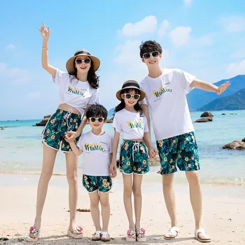Familia Potrivite Tinutele de Vara Beach Mama Fiica, Tatăl, Fiul T-shirt și Pantaloni de Vacanță Pereche de Potrivire Tinuta Litoralul pentru Călătorie